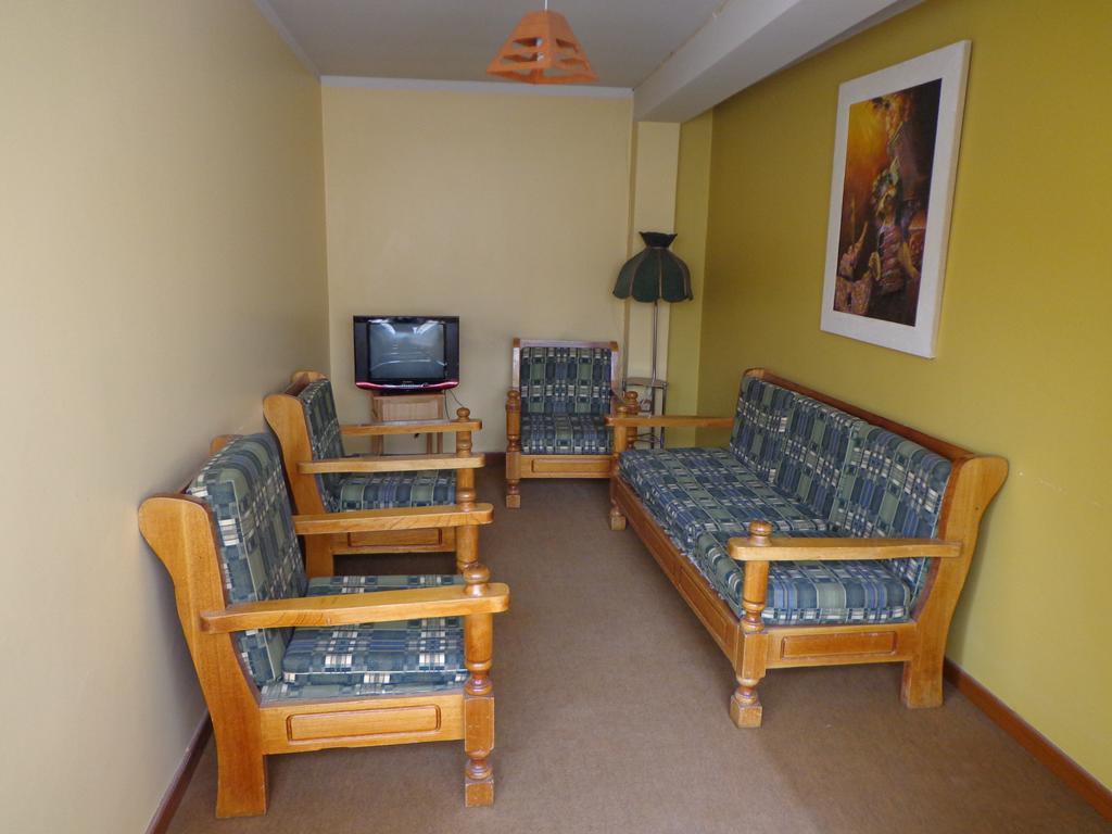 Hostal San Antonio Inn Puno Exterior foto
